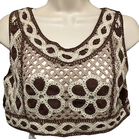 EUC Tan Crochet Crop Top with White Tank Top Size: Medium - Picture 2 of 7